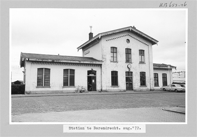 Het oude station van Barendrecht, 1972