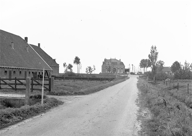 Aansluiting Ronduitweg met de Dorpsstraat