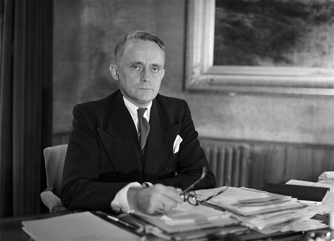 Jan Klaasesz, commissaris van de Koningin, 1956