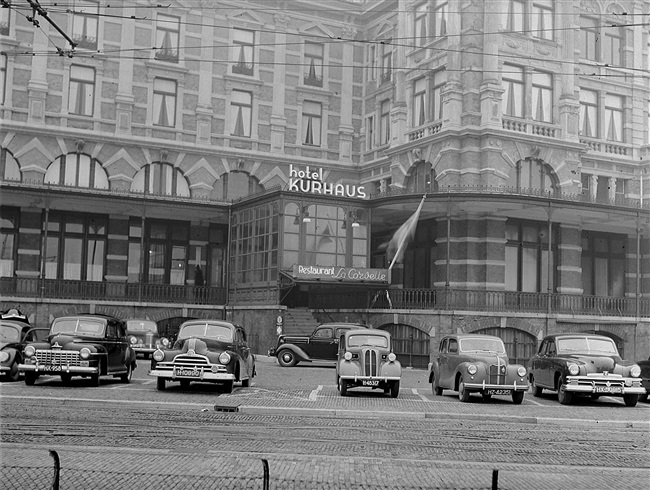 Provinciale Staten vergaderen in het Kurhaus, 1950