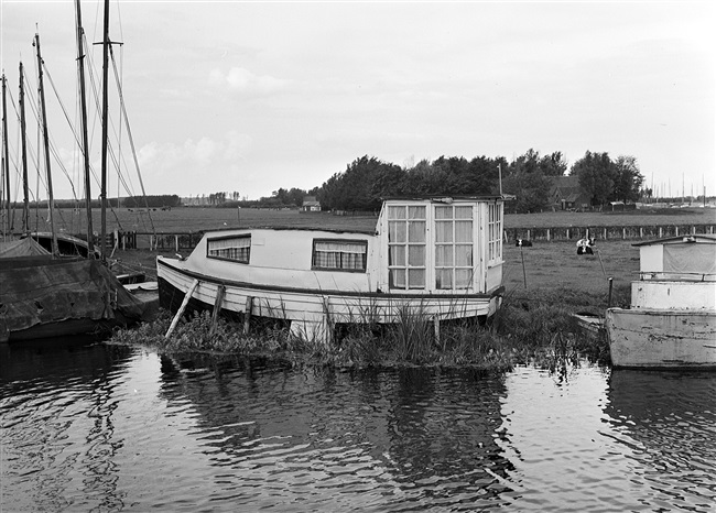 Woonschip op de Kagerplassen