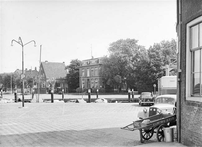 De Oostkade aan de haven