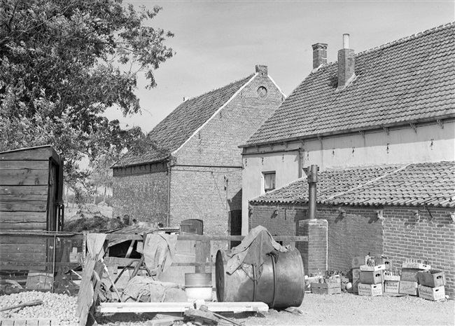 Landbouwschuur aan de Bommelsedijk