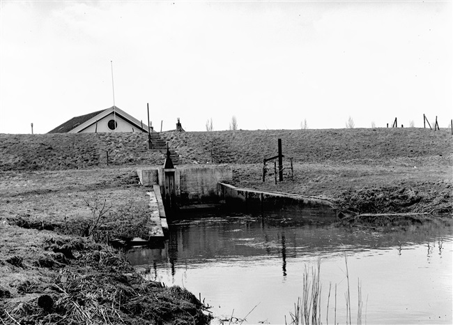 Het watergemaal Brakelsveer aan de Spuidijk