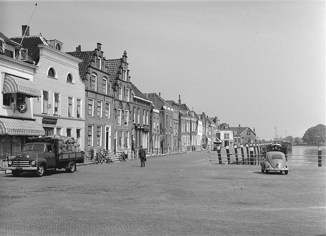 De Havendam aan de haven