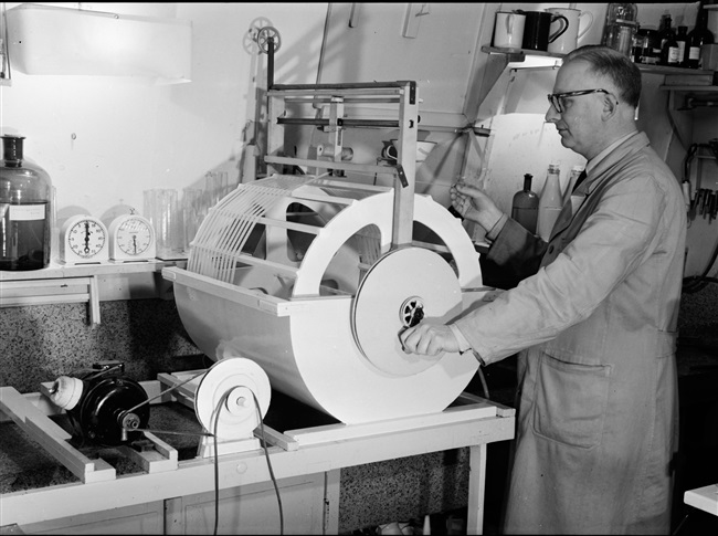 Filmontwikkelmachine van Provinciale Waterstaat, 1960