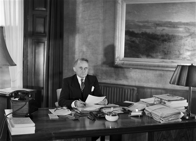 Jan Klaasesz, commissaris van de Koningin, 1956