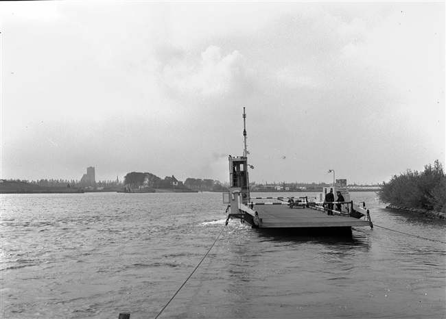 Kabelveerpont Brielle-Rozenburg, 1961