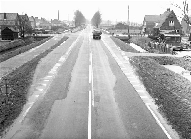 Kruising Hoeksekade in de provinciale weg nr. 22.