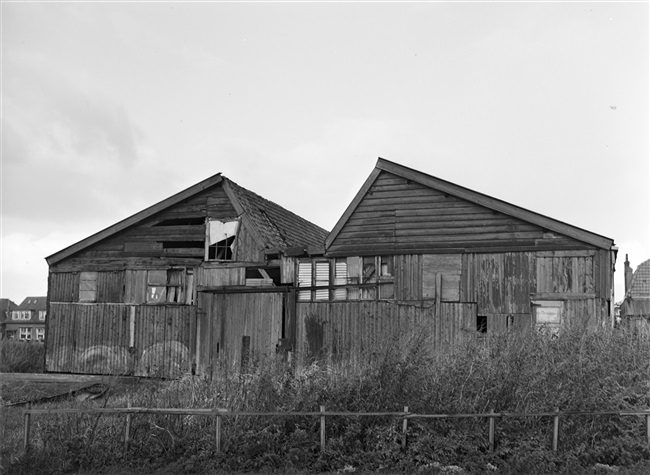 Loodsen van J.J. Gijzenij & Co op Waardeiland, Leiden 1954