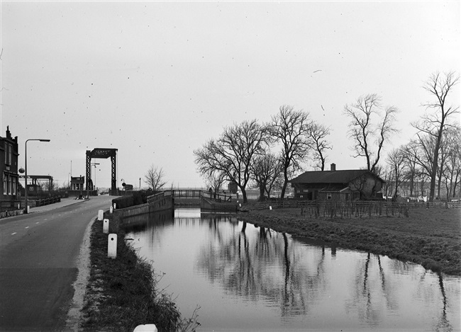 De oude Lammebrug in Leiden, 1959