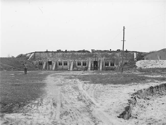 Bunkerwoningen tussen Oostvoorne en Rockanje, 1950