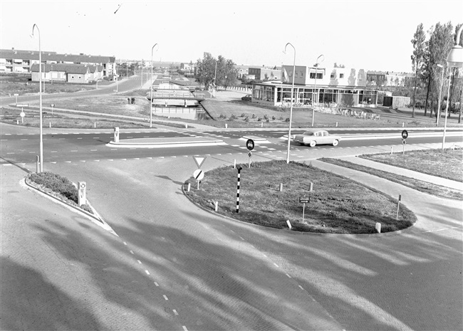 De Tiendweg/S30/N210 in Krimpen aan den IJssel, 1962