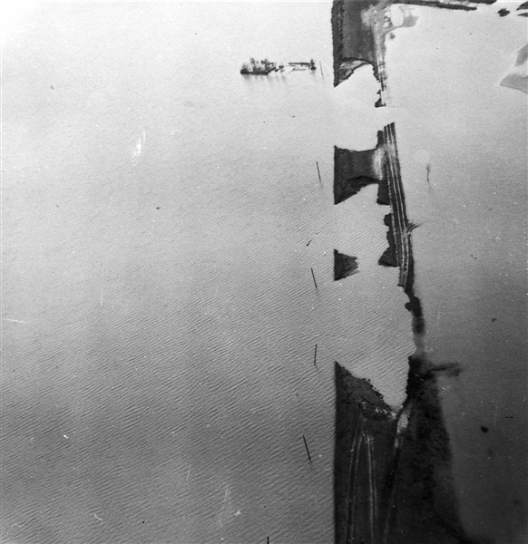 De Watersnoodramp van 1953. Een groot deel van Goeree-Overflakkee is overstroomd. Foto Rijkswaterstaat.