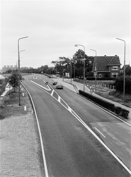 Kruising provinciale weg 11 (Noordweg) en Leyweg