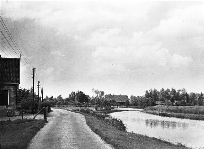 De Graafstroom tussen Oud-Alblas en Bleskensgraaf, 1947