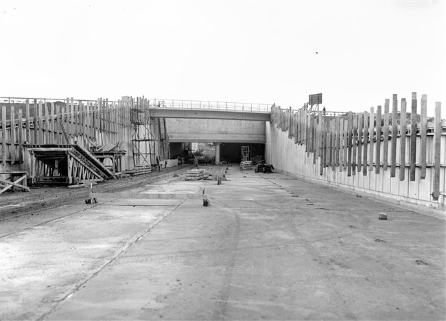 Aanleg van een aquaduct in de rijksweg 4a