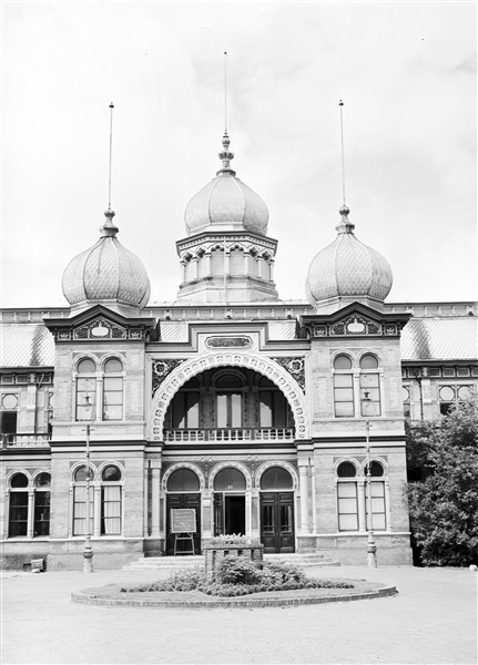 Moorse Paleis van de Haagsche Dierentuin in Den Haag, 1956