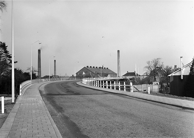 De 's-Molenaarsbrug over de Heimanswetering