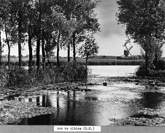 De Alblas met wipmolen De Blokker