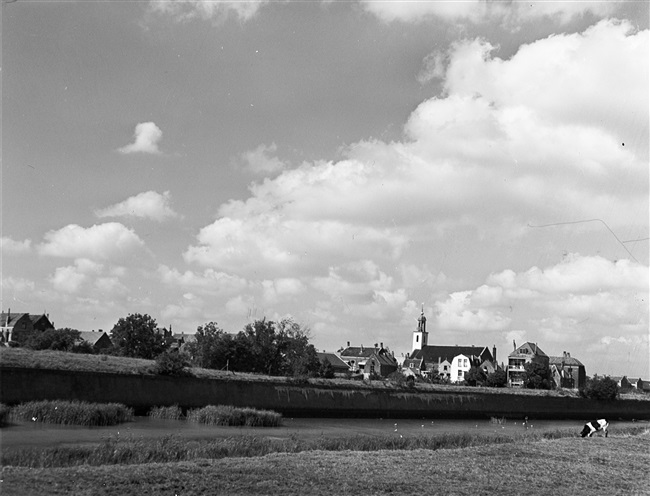 Uitzicht op Hellevoetsluis met de Vestingkerk