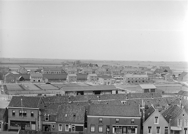 Uitzicht over Nieuwe-Tonge vanaf de kerktoren