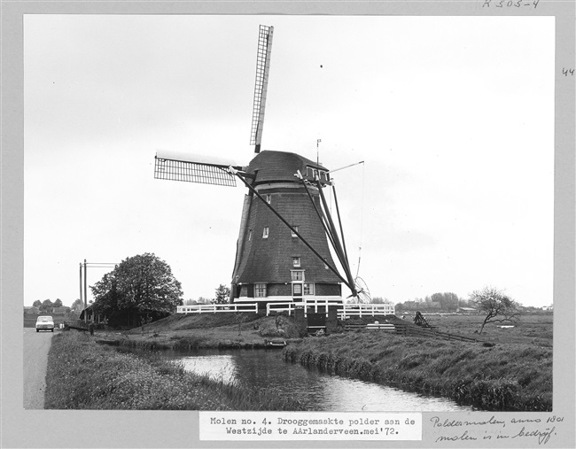 De Putmolen aan de Kerkvaartsweg in Aarlanderveen, 1972