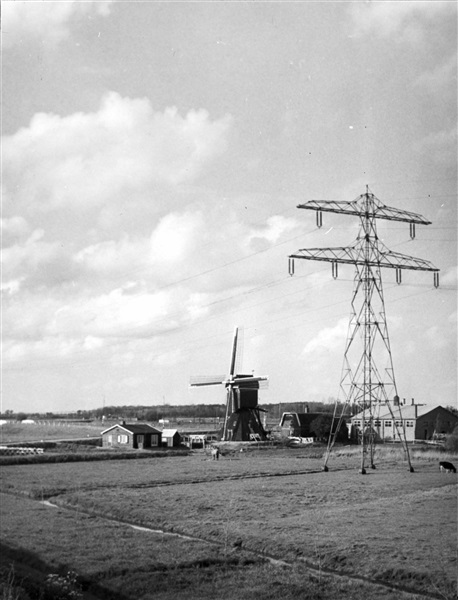 Hoogspanningsleidingen en de Kortrijkse Molen