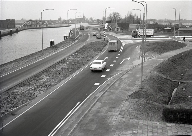 De aansluiting Goudse Poort/N452 met de Henegouwerweg/N207