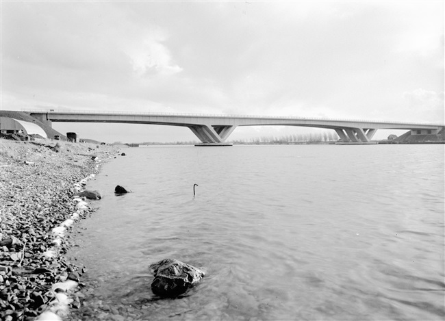 De Brielse Brug over het Brielse Meer, 1969