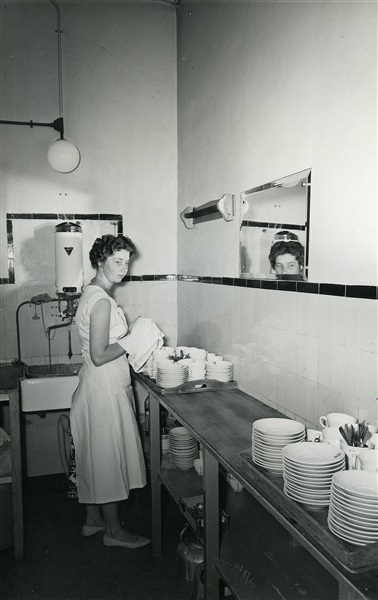 De kantine van het provinciehuis Zuid-Holland in Den Haag.