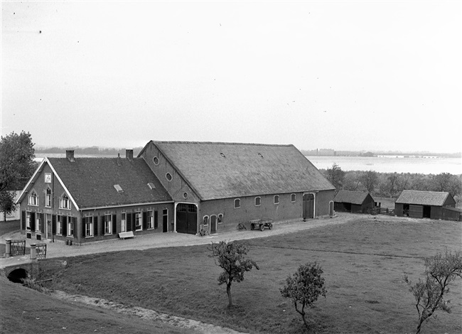 Boerderij in opgespoten terrein