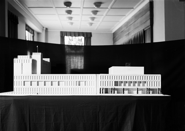 Maquette provinciehuis Zuid-Holland in Den Haag, 1955