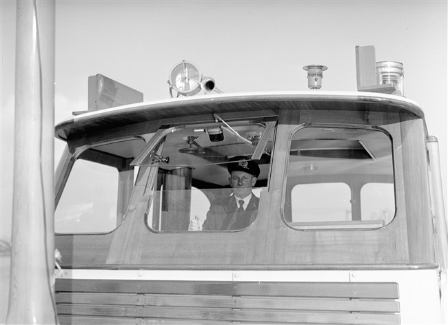 Stuurhut van motorjacht de Provincie Zuid-Holland, 1961