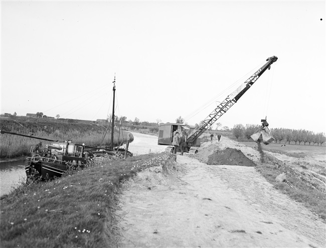 Grondaanvoer polder Hoge Verse