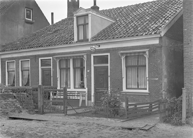 Woonhuis nr. 10 in de 's-Molenaarsbuurt